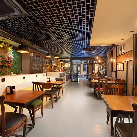 酒店 Taksim Galataport Frz Burak 4*
