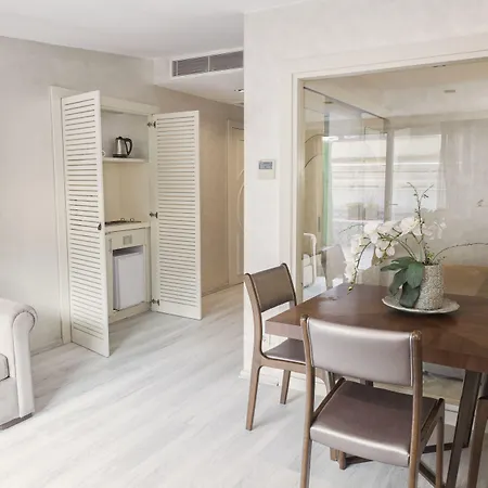 ホテル Orka Taksim 4*